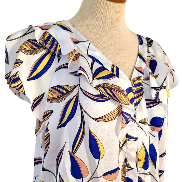 Liz Claiborne Vneck Blouse, size L - Picture 5 of 10